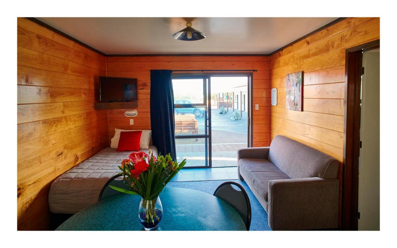 Greymouth Seaside Top 10 Holiday Park Bagian luar foto