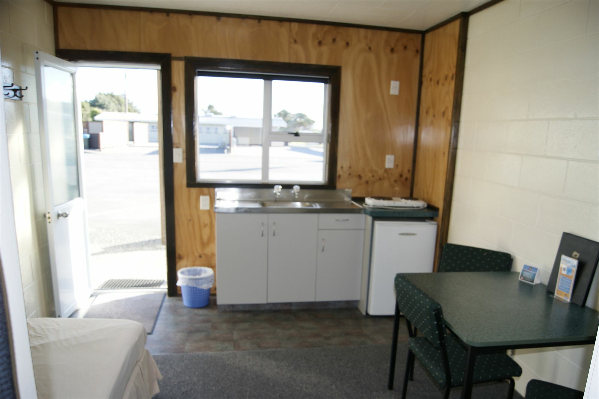 Greymouth Seaside Top 10 Holiday Park Bagian luar foto